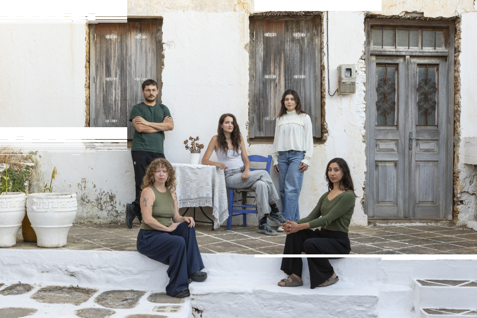 Γιάννης Μαλινάκης, Πολίνα Μήλιου, Οντέτ Κουζού, επιμελήτρια & ιδρύτρια του Thermia Project, Νίκη Σούμπαση, συντονίστρια του Τhermia Project, Κυβέλη Ζωή, φωτ. Νεφέλη Παπαϊωάννου